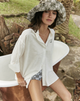 Nacida shirt white Iconic logo