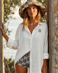 Nacida shirt white Iconic logo
